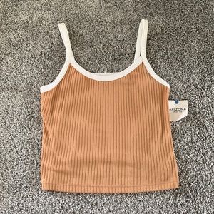 cropped tank top